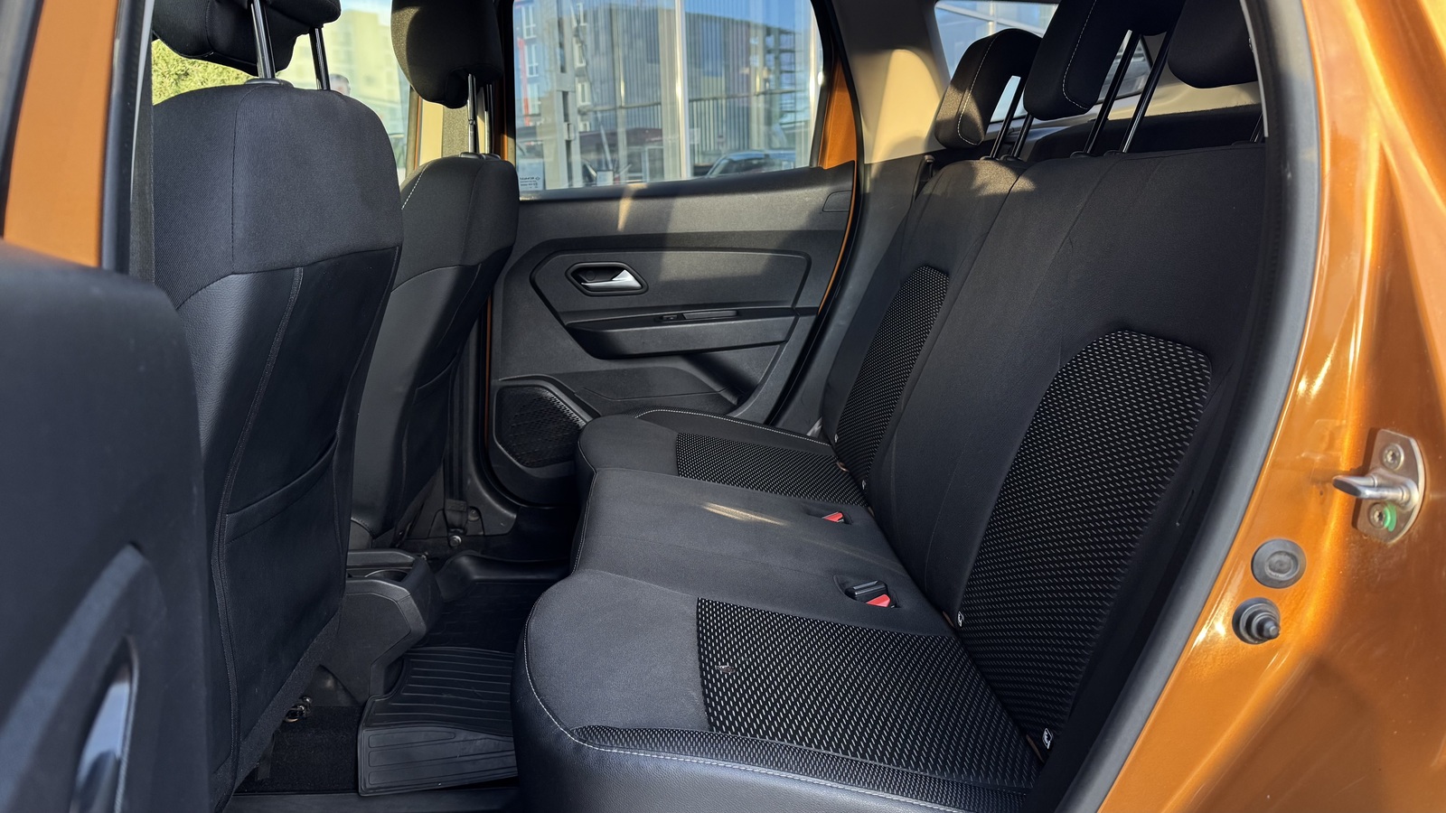 Інші авто RENAULT DUSTER 2018 року з пробігом 269670 км, Універсал, Тойота Центр Чернігів "Соллі-Плюс", м.Чернігів - 425000 ГРН | Фото № 11