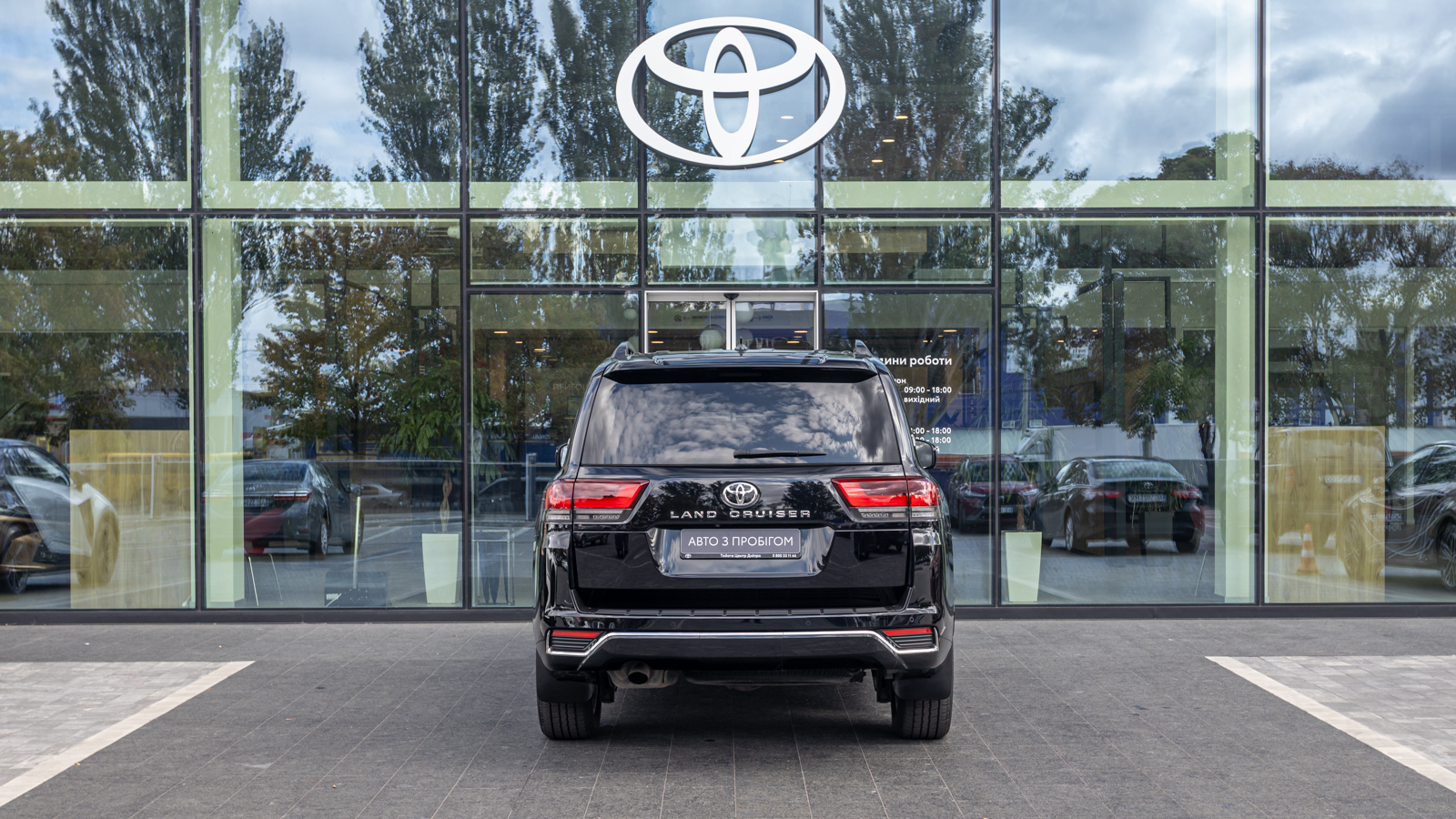 Toyota LAND CRUISER 2021 року, Універсал, Тойота Центр Дніпро "Алмаз Мотор" на Запорізькому шосе, м.Дніпро | Фото № 4 Toyota LAND CRUISER 2021 року з пробігом 191051 км, Універсал, Тойота Центр Дніпро "Алмаз Мотор" на Запорізькому шосе, м.Дніпро - 2500000 ГРН | Фото № 4
