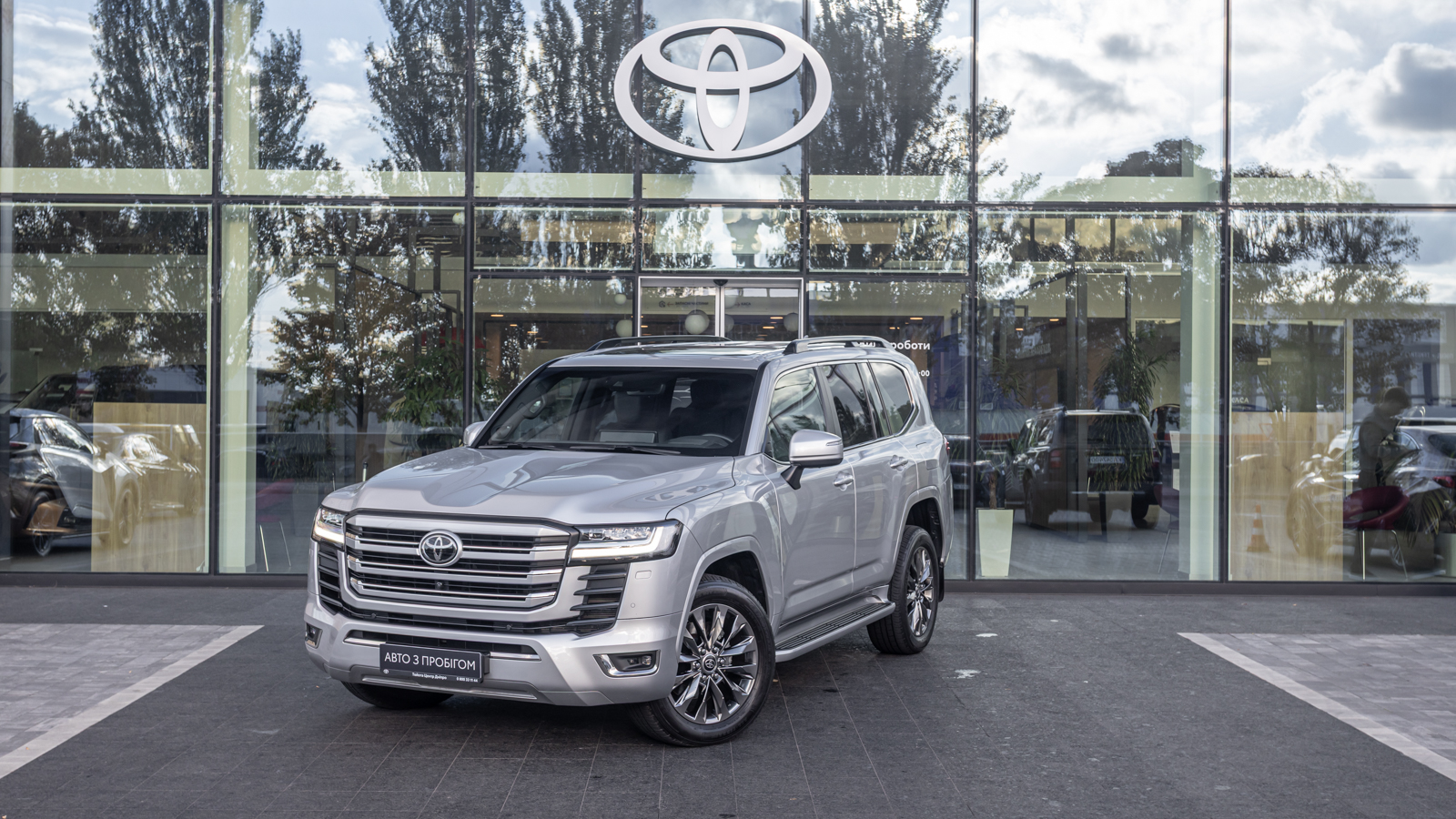Toyota LAND CRUISER 2023 року, Універсал, Тойота Центр Дніпро "Алмаз Мотор" на Запорізькому шосе, м.Дніпро | Фото № 1 Toyota LAND CRUISER 2023 року з пробігом 68016 км, Універсал, Тойота Центр Дніпро "Алмаз Мотор" на Запорізькому шосе, м.Дніпро - 3300000 ГРН | Фото № 1