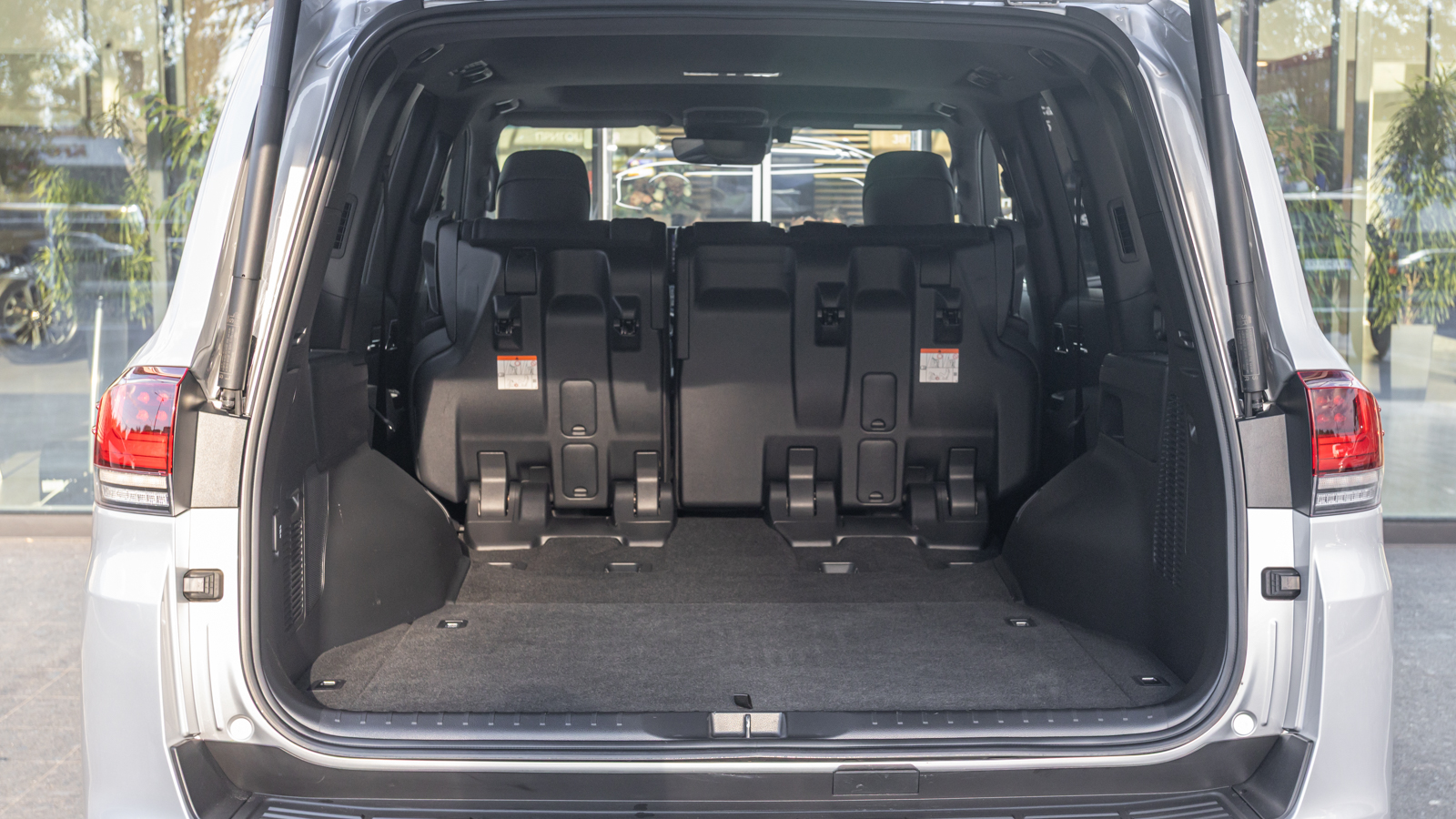 Toyota LAND CRUISER 2023 року, Універсал, Тойота Центр Дніпро "Алмаз Мотор" на Запорізькому шосе, м.Дніпро | Фото № 13 Toyota LAND CRUISER 2023 року з пробігом 68016 км, Універсал, Тойота Центр Дніпро "Алмаз Мотор" на Запорізькому шосе, м.Дніпро - 3300000 ГРН | Фото № 13