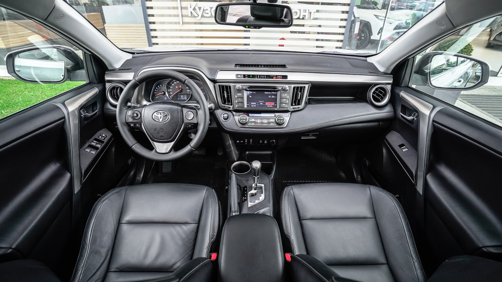 Toyota RAV4 2013 року з пробігом 149863 км, Універсал, Тойота Центр Львів "Діамант", м.Львів - 684750 ГРН | Фото № 8