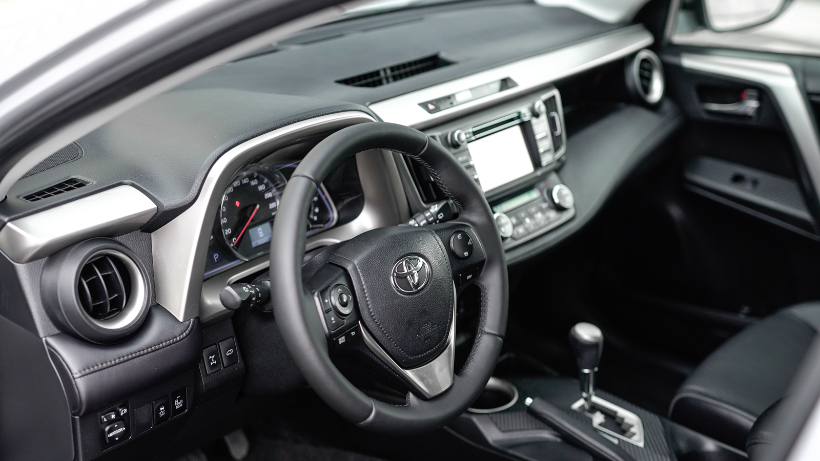 Toyota RAV4 2013 року з пробігом 149863 км, Універсал, Тойота Центр Львів "Діамант", м.Львів - 684750 ГРН | Фото № 17