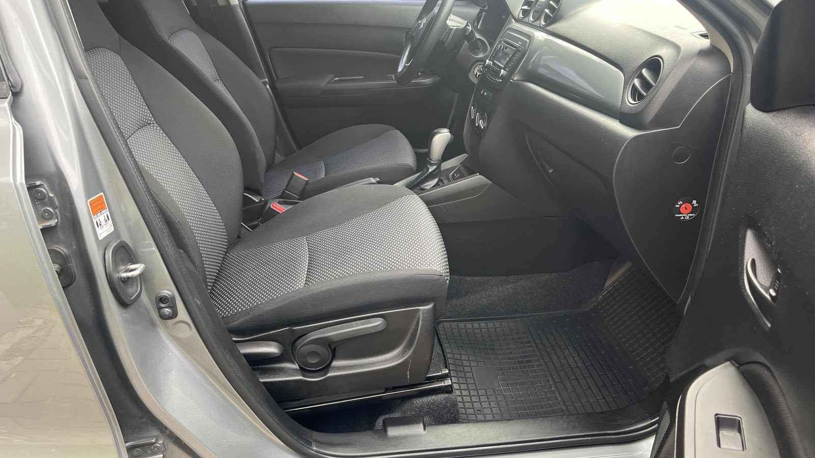 Інші авто SUZUKI Vitara 2018 року з пробігом 143962 км, Універсал, Тойота Центр Київ "Автосаміт Укравто", м.Київ - 597400 ГРН | Фото № 6