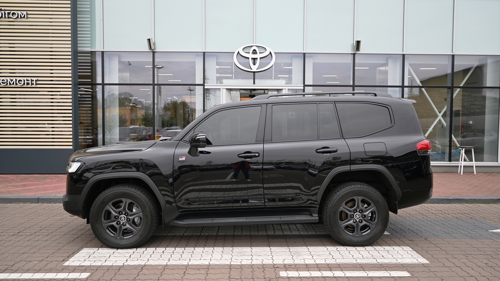 Toyota LAND CRUISER 2021 року з пробігом 30493 км, Універсал, Тойота Центр Київ "Сіті Плаза", м.Київ - 3048810 ГРН | Фото № 3
