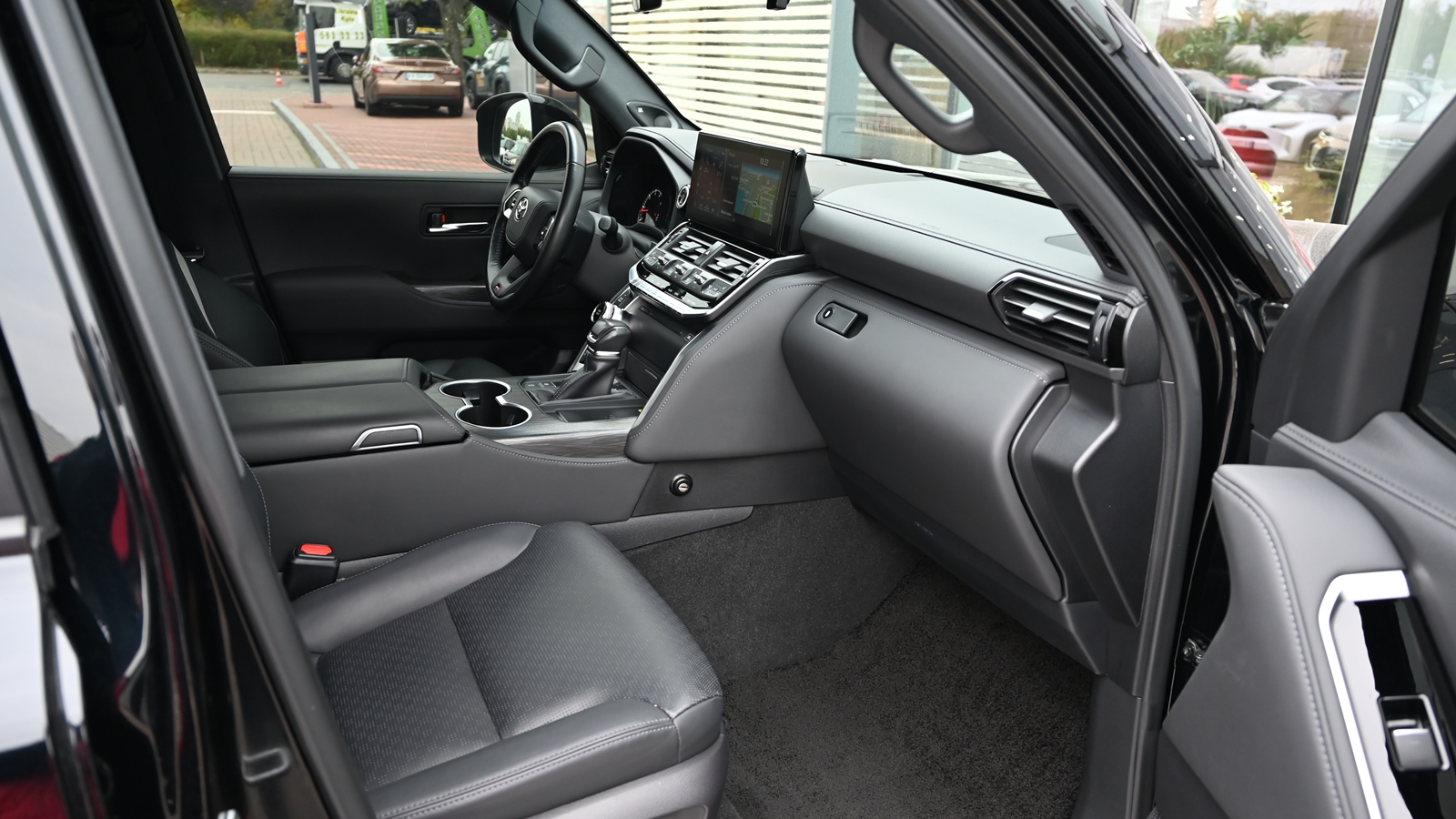 Toyota LAND CRUISER 2021 року з пробігом 30493 км, Універсал, Тойота Центр Київ "Сіті Плаза", м.Київ - 3048810 ГРН | Фото № 6