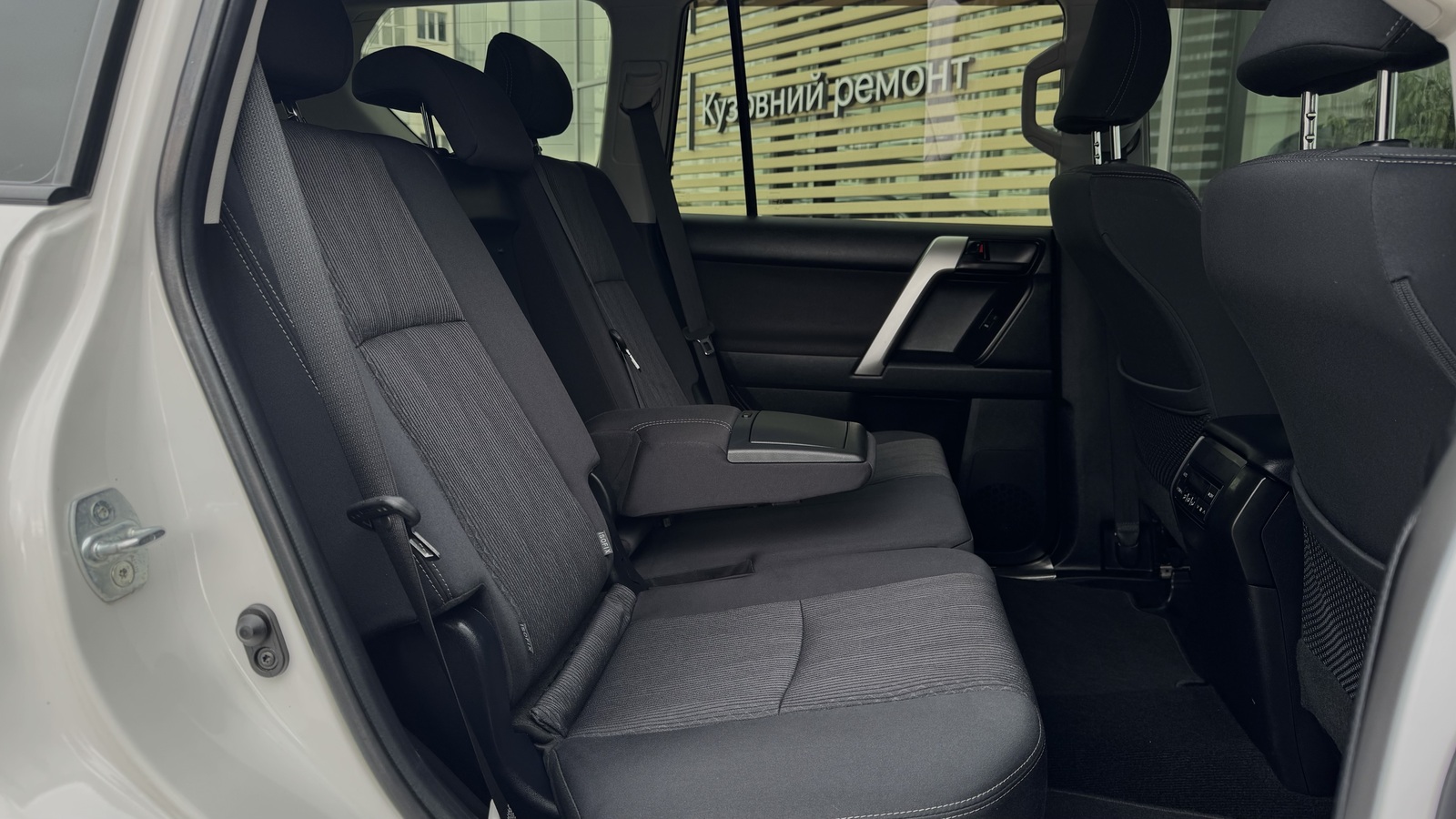 Toyota LAND CRUISER PRADO 2019 року з пробігом 180702 км, Універсал, Тойота Центр Чернігів "Соллі-Плюс", м.Чернігів - 1466500 ГРН | Фото № 7