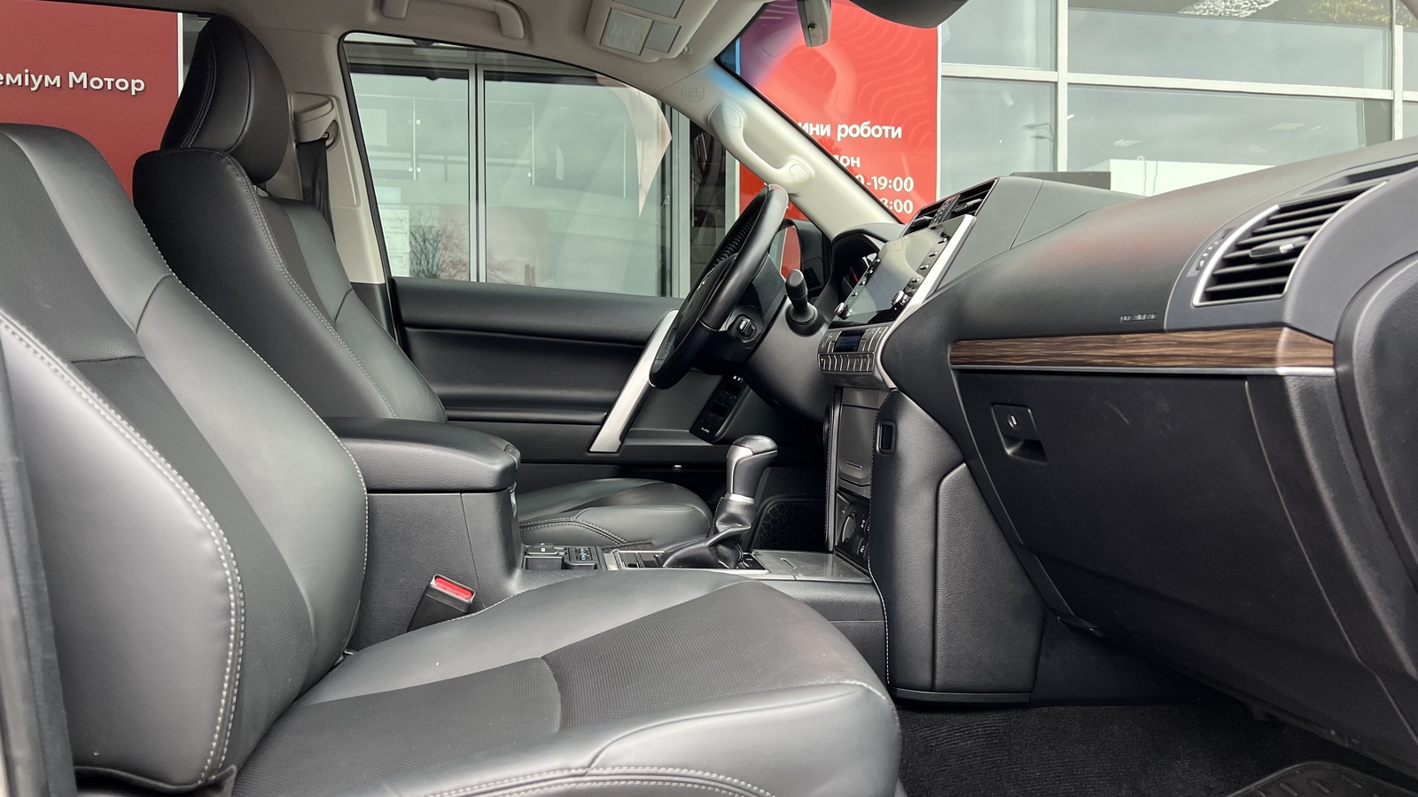 Toyota LAND CRUISER PRADO 2022 року з пробігом 45380 км, Універсал, Тойота Центр Вінниця "Преміум Мотор", м.Вінниця - 2075000 ГРН | Фото № 6