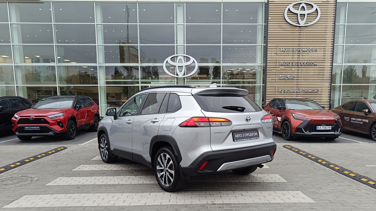 Toyota COROLLA CROSS 2022 року з пробігом 45901 км, Універсал, Тойота Центр Київ "ВіДі Автострада", м.Київ - 1395000 ГРН | Фото № 2