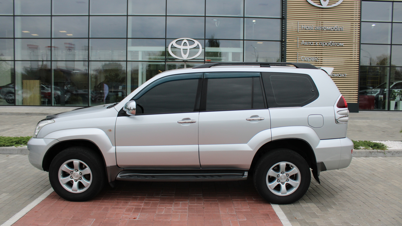Toyota LAND CRUISER PRADO 2006 року з пробігом 237229 км, Універсал, Тойота Центр Черкаси "Мотор Сіті", м.Черкаси - 642600 ГРН | Фото № 3