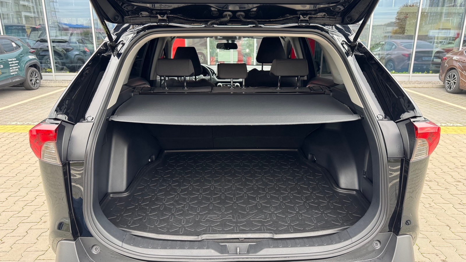 Toyota RAV4 2019 року з пробігом 34990 км, Універсал, Тойота Центр Івано-Франківськ "Класик-Авто", м.Івано-Франківськ - 1295000 ГРН | Фото № 10