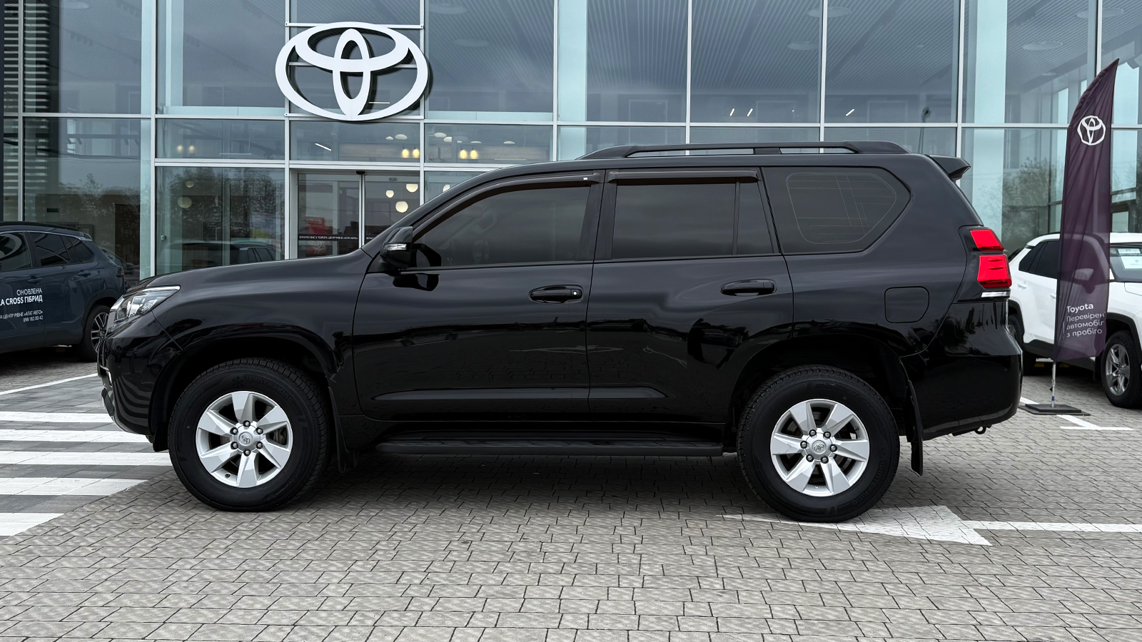 Toyota LAND CRUISER PRADO 2019 року з пробігом 167931 км, Універсал, Тойота Центр Рівне "Агат Авто", м.Рівне - 1603200 ГРН | Фото № 3