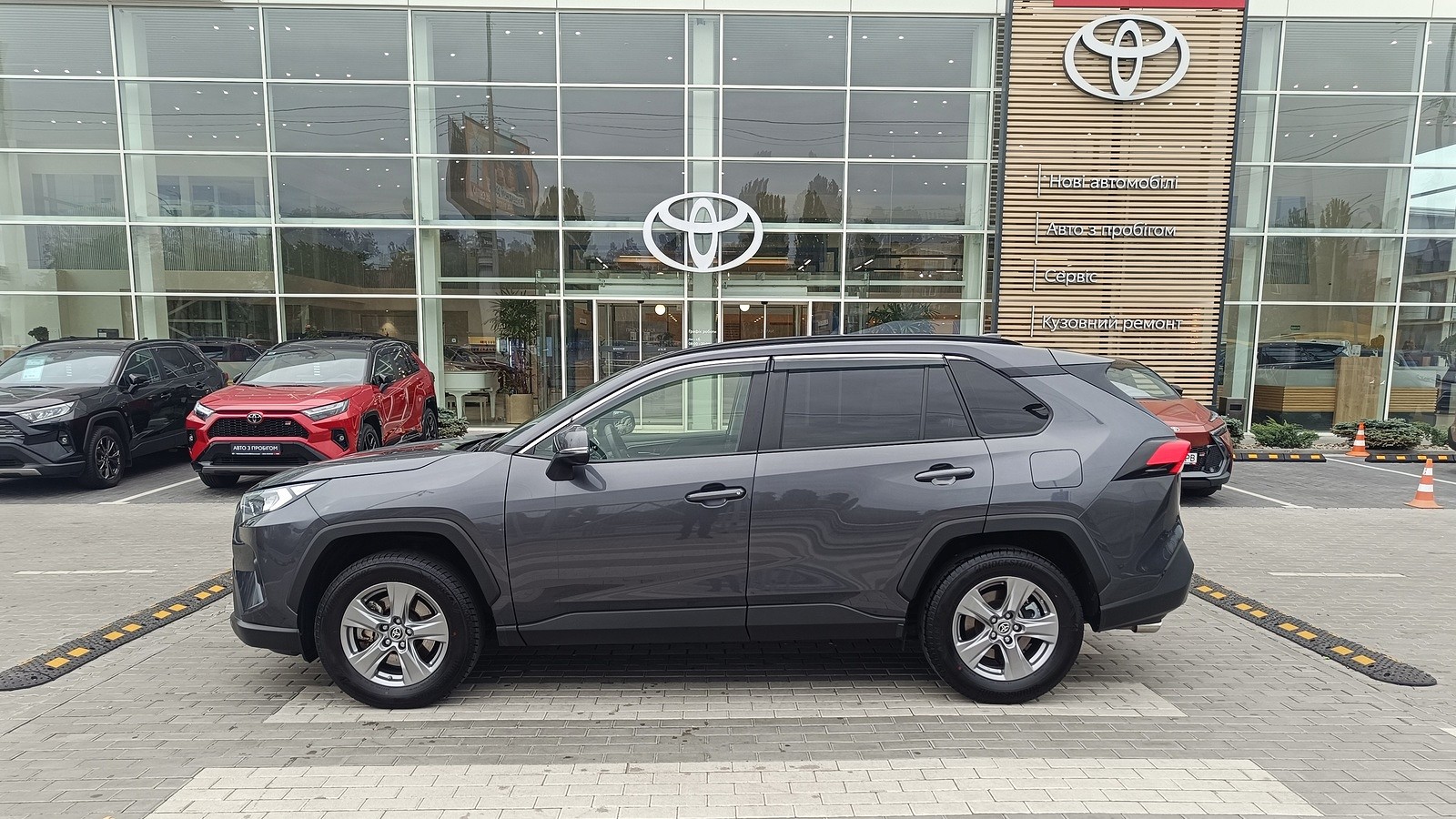 Toyota RAV4 2022 року з пробігом 30191 км, Універсал, Тойота Центр Київ "ВіДі Автострада", м.Київ - 1495000 ГРН | Фото № 3