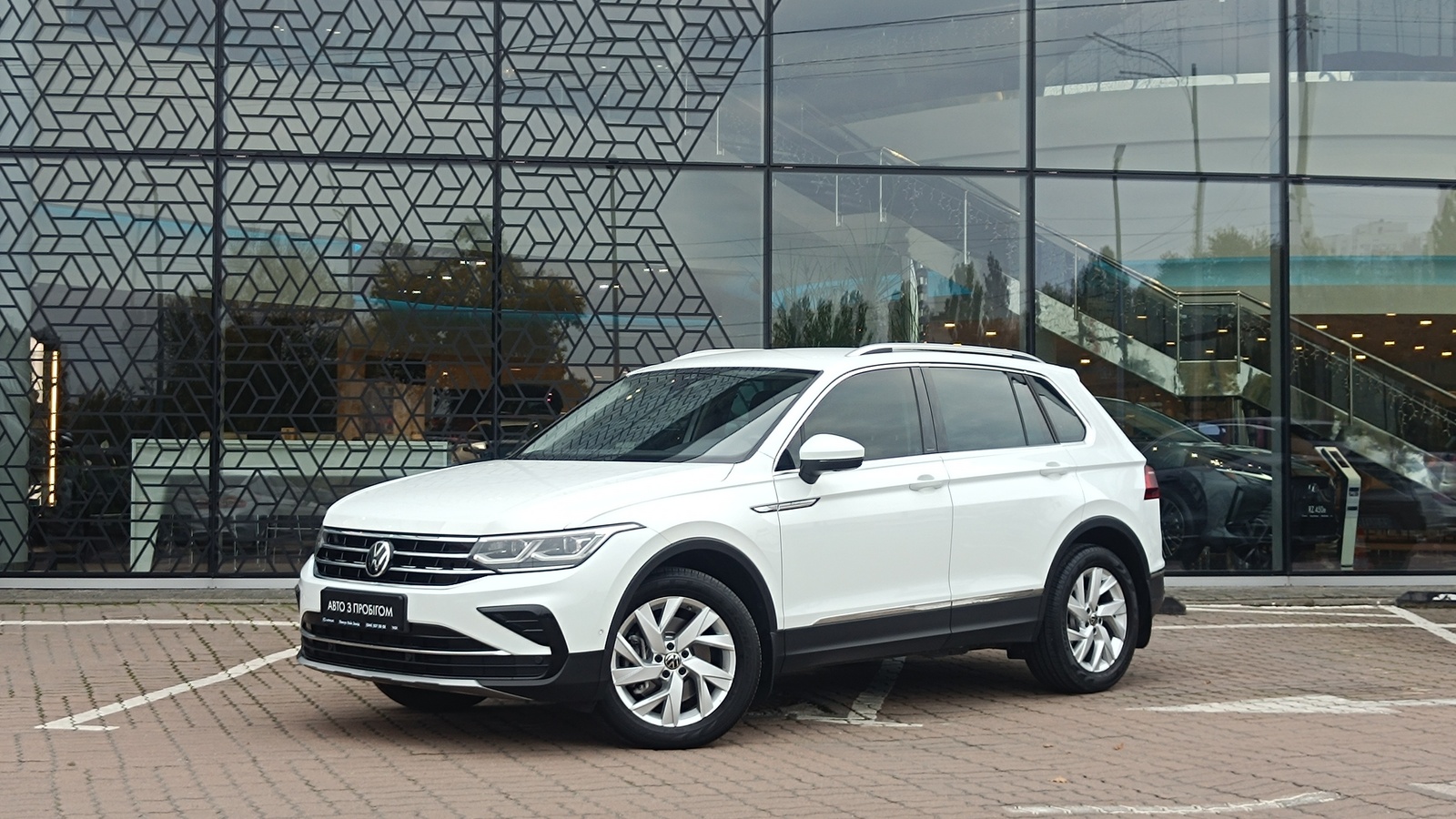 Інші авто VOLKSWAGEN TIGUAN 2021 року з пробігом 58950 км, Універсал, Лексус Київ Захід, м.Київ - 1398000 ГРН | Фото № 1