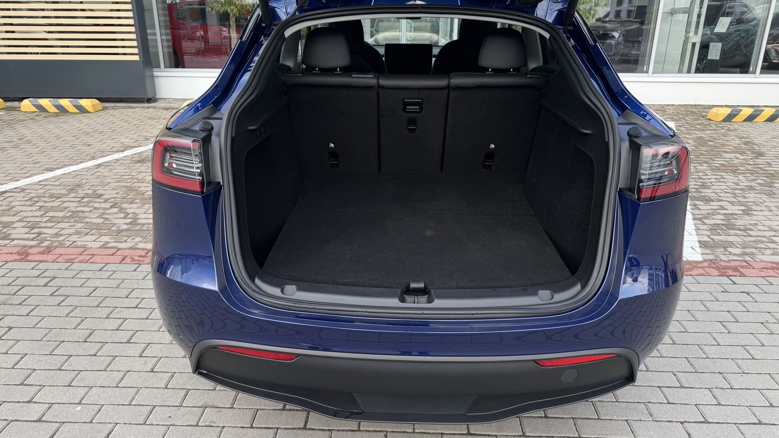 Інші авто TESLA MODEL Y 2024 року з пробігом 6000 км, Седан, Тойота Центр Чернігів "Соллі-Плюс", м.Чернігів - 1328000 ГРН | Фото № 10