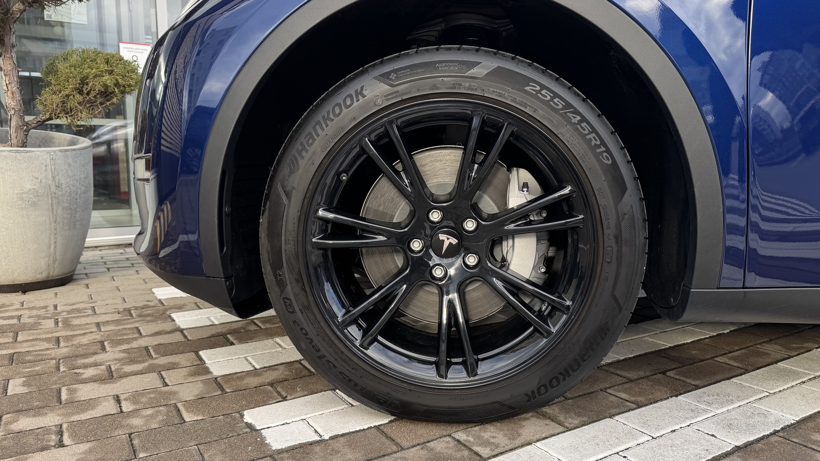 Інші авто TESLA MODEL Y 2024 року з пробігом 6000 км, Седан, Тойота Центр Чернігів "Соллі-Плюс", м.Чернігів - 1328000 ГРН | Фото № 15