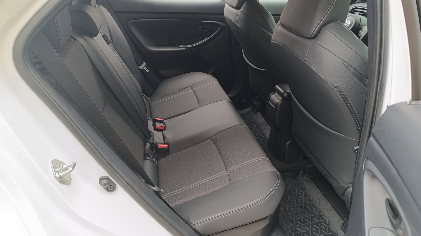 Toyota YARIS CROSS 2024 року з пробігом 1531 км, Хетчбек, Тойота Центр Київ «ВІДІ Аеропорт», м.Київ - 1450000 ГРН | Фото № 7