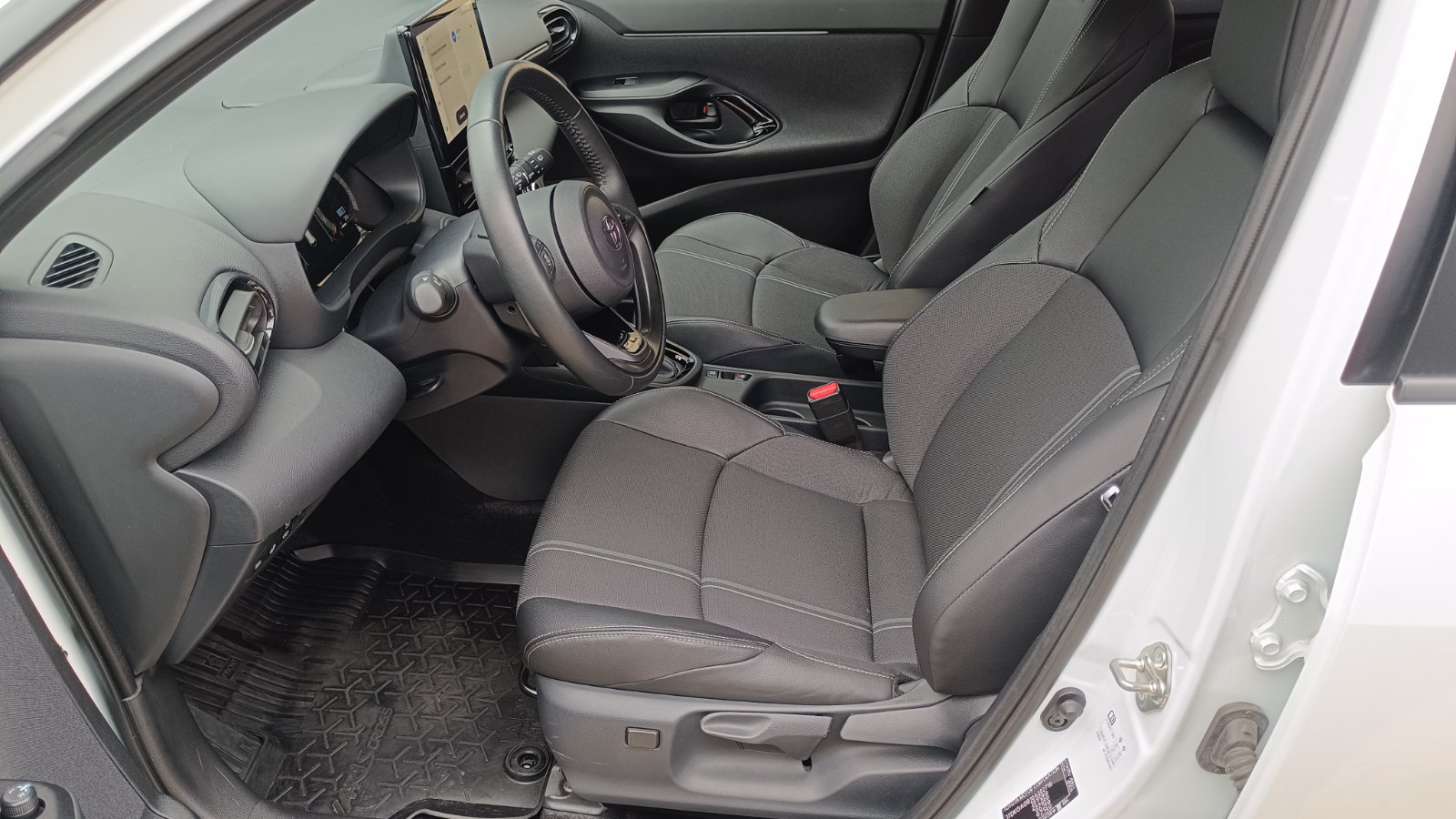 Toyota YARIS CROSS 2024 року з пробігом 1531 км, Хетчбек, Тойота Центр Київ «ВІДІ Аеропорт», м.Київ - 1450000 ГРН | Фото № 11