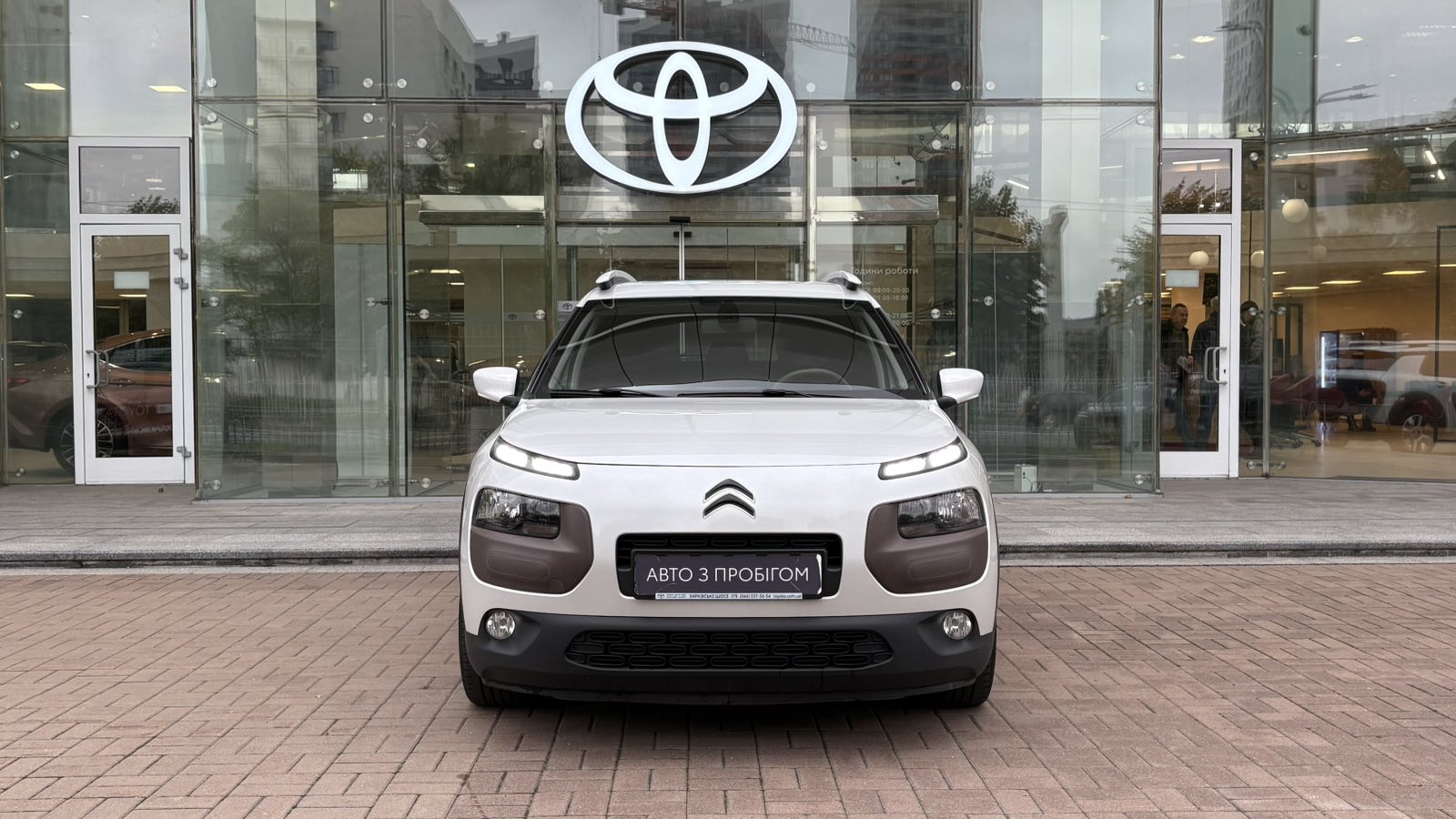 Інші авто CITROEN C4 Cactus 2016 року з пробігом 58000 км, Хетчбек, Тойота Центр Київ "Автосаміт Укравто", м.Київ - 552080 ГРН | Фото № 5