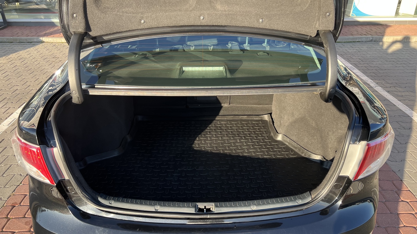 Toyota AVENSIS 2010 року, Седан, Тойота Центр Вінниця "Преміум Мотор", м.Вінниця | Фото № 10 Toyota AVENSIS 2010 року з пробігом 97538 км, Седан, Тойота Центр Вінниця "Преміум Мотор", м.Вінниця - 462000 ГРН | Фото № 10