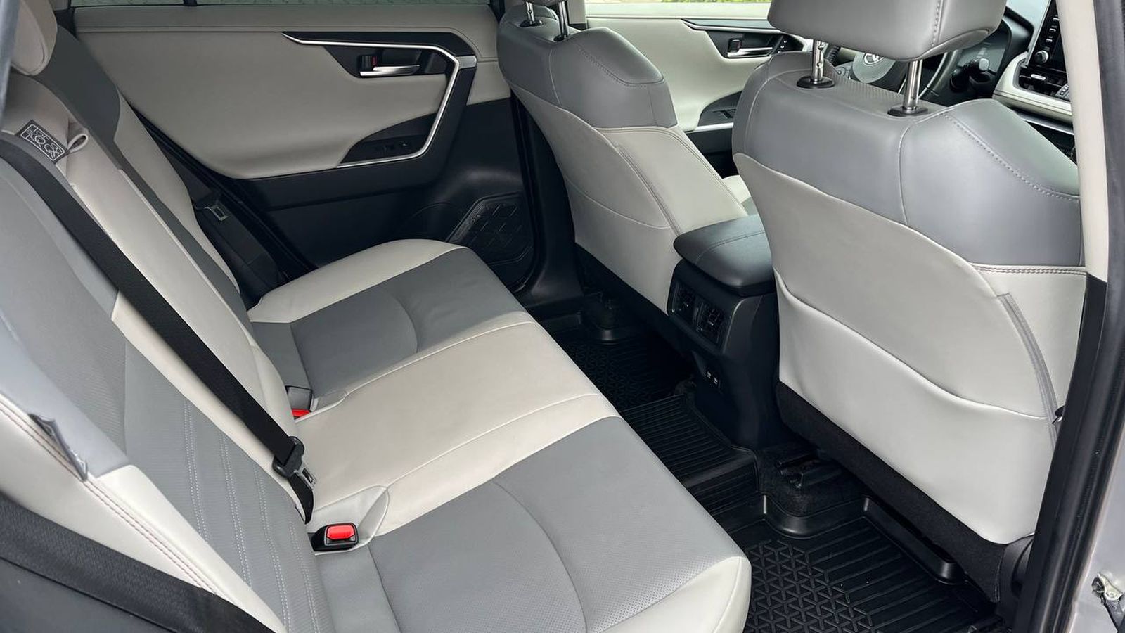 Toyota RAV4 2021 року з пробігом 84105 км, Універсал, Тойота Центр Хмельницький "Гранд Мотор", м.Хмельницький - 1519700 ГРН | Фото № 7
