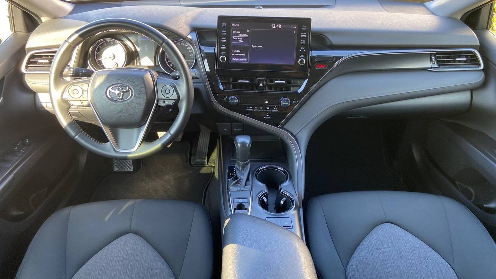 Toyota CAMRY 2022 року, Седан, Тойота Центр Хмельницький "Гранд Мотор", м.Хмельницький | Фото № 8 Toyota CAMRY 2022 року з пробігом 19730 км, Седан, Тойота Центр Хмельницький "Гранд Мотор", м.Хмельницький - 1242000 ГРН | Фото № 8