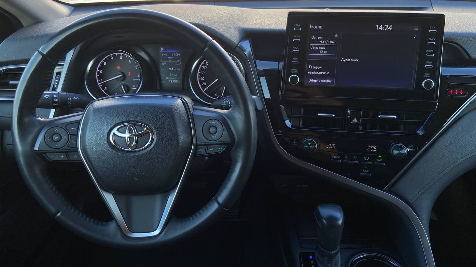 Toyota CAMRY 2022 року, Седан, Тойота Центр Хмельницький "Гранд Мотор", м.Хмельницький | Фото № 9 Toyota CAMRY 2022 року з пробігом 19730 км, Седан, Тойота Центр Хмельницький "Гранд Мотор", м.Хмельницький - 1242000 ГРН | Фото № 9