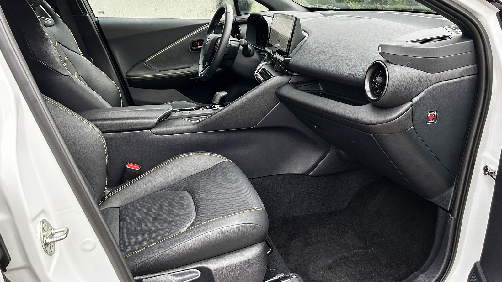 Toyota C-HR 2024 року з пробігом 17777 км, Універсал, Тойота Центр Чернівці "Олімп-Моторс", м.Чернівці - 1817550 ГРН | Фото № 6