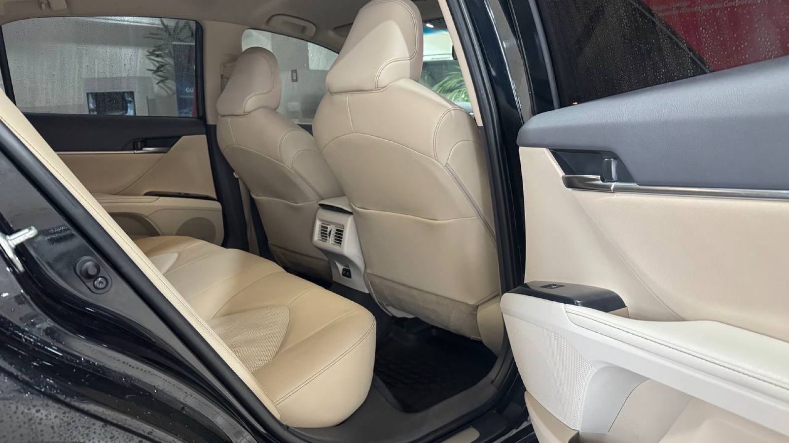 Toyota CAMRY 2019 року, Седан, Тойота Центр Ужгород "Карат Мотор", м.Ужгород | Фото № 7 Toyota CAMRY 2019 року з пробігом 119934 км, Седан, Тойота Центр Ужгород "Карат Мотор", м.Ужгород - 943000 ГРН | Фото № 7