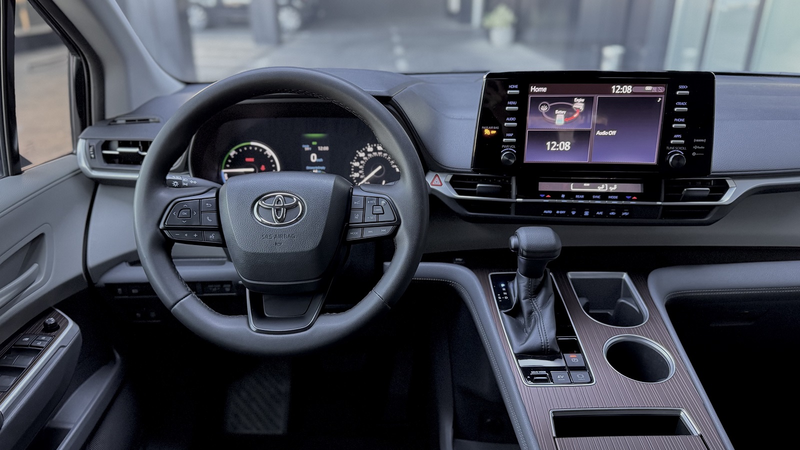 Toyota SIENNA 2022 року, Універсал, Лексус Одеса, м.Одеса | Фото № 9 Toyota SIENNA 2022 року з пробігом 54958 км, Універсал, Лексус Одеса, м.Одеса - 1839920 ГРН | Фото № 9