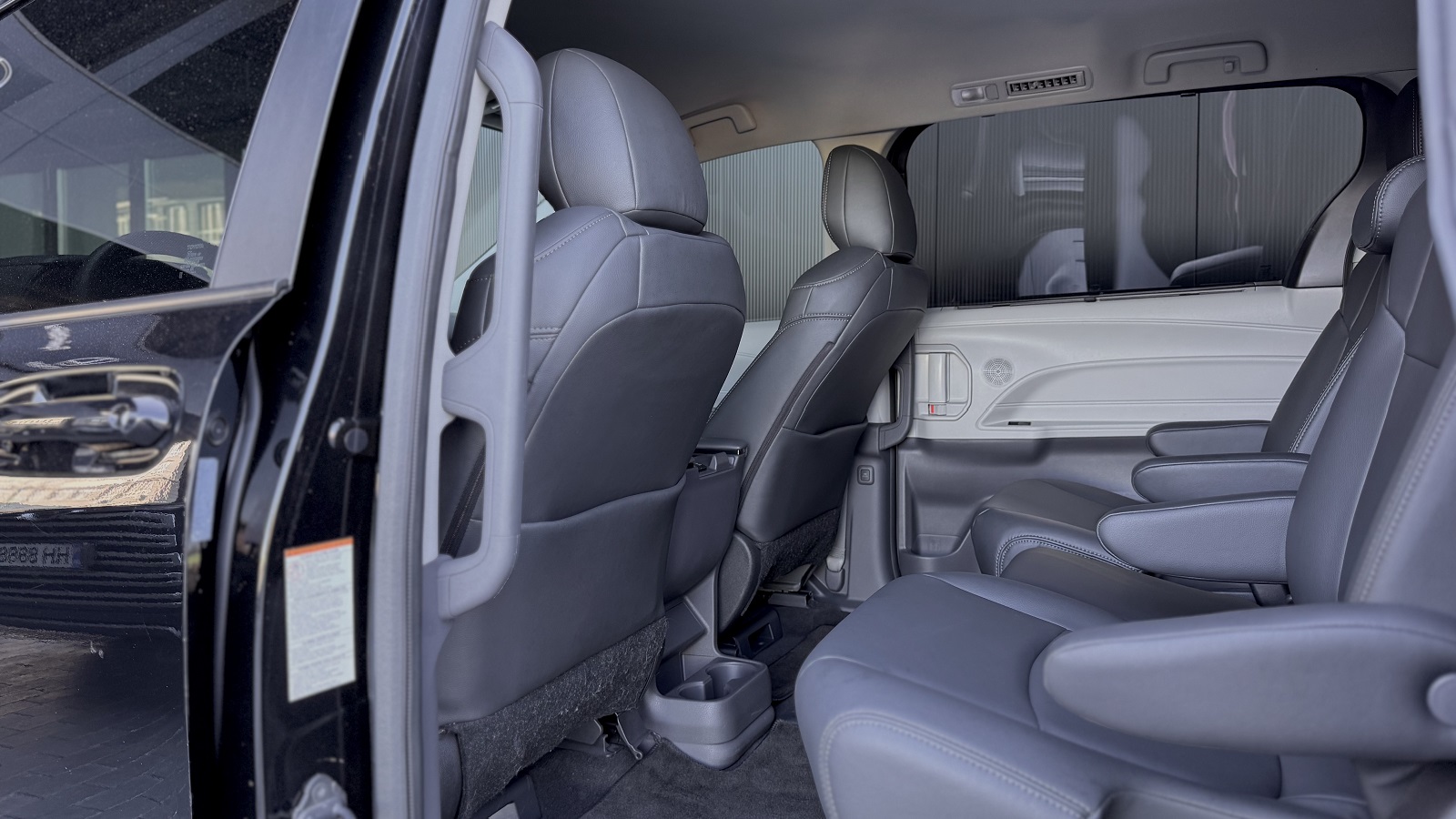 Toyota SIENNA 2022 року, Універсал, Лексус Одеса, м.Одеса | Фото № 11 Toyota SIENNA 2022 року з пробігом 54958 км, Універсал, Лексус Одеса, м.Одеса - 1839920 ГРН | Фото № 11