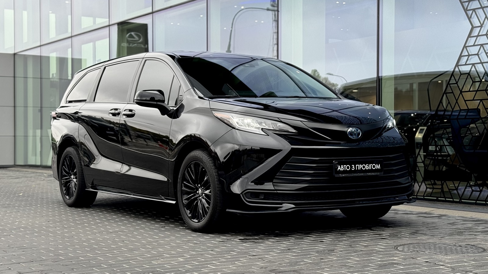 Toyota SIENNA 2022 року, Універсал, Лексус Одеса, м.Одеса | Фото № 19 Toyota SIENNA 2022 року з пробігом 54958 км, Універсал, Лексус Одеса, м.Одеса - 1839920 ГРН | Фото № 19