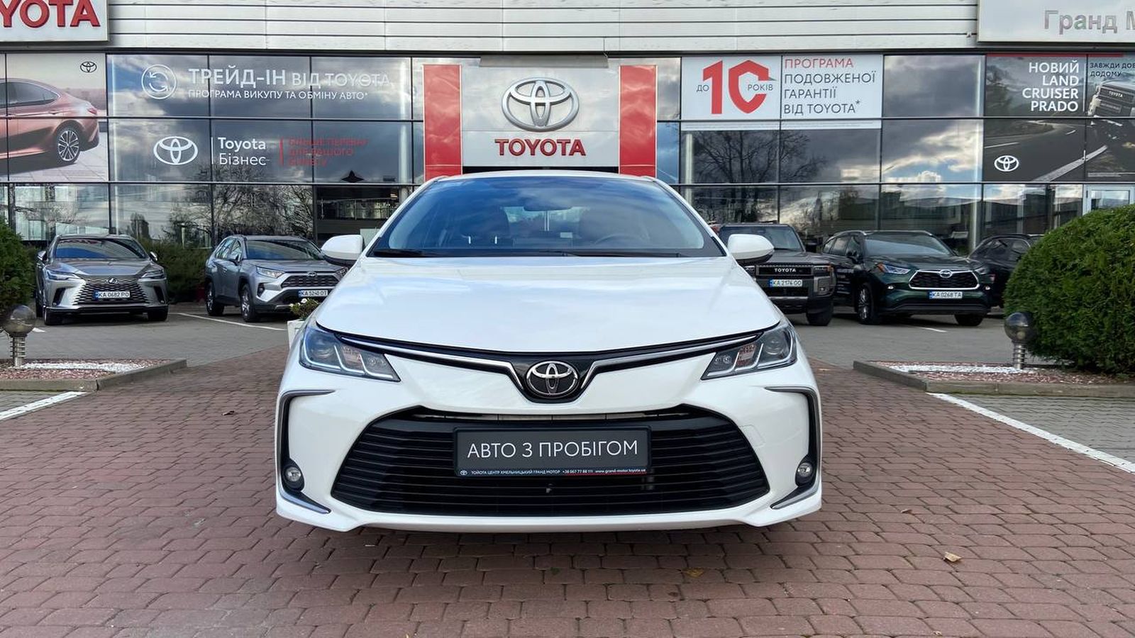 Toyota COROLLA 2022 року, Седан, Тойота Центр Хмельницький "Гранд Мотор", м.Хмельницький | Фото № 5 Toyota COROLLA 2022 року з пробігом 50642 км, Седан, Тойота Центр Хмельницький "Гранд Мотор", м.Хмельницький - 896700 ГРН | Фото № 5