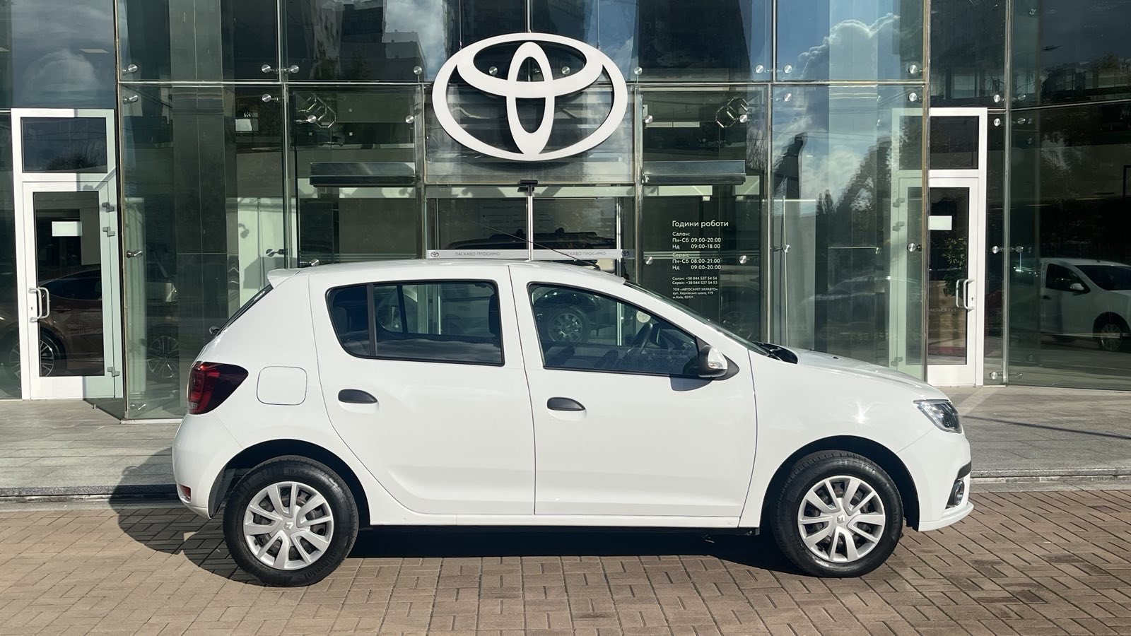 Інші авто RENAULT SANDERO 2019 року, Хетчбек, Тойота Центр Київ "Автосаміт Укравто", м.Київ | Фото № 16 Інші авто RENAULT SANDERO 2019 року з пробігом 80426 км, Хетчбек, Тойота Центр Київ "Автосаміт Укравто", м.Київ - 350345 ГРН | Фото № 16