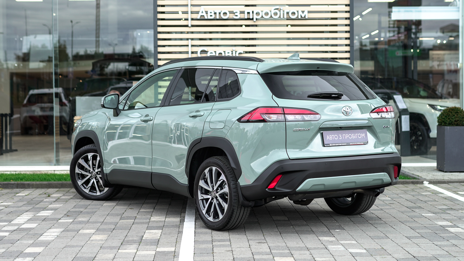 Toyota COROLLA CROSS 2024 року, Хетчбек, Тойота Центр Львів "Діамант", м.Львів | Фото № 2 Toyota COROLLA CROSS 2024 року з пробігом 20178 км, Хетчбек, Тойота Центр Львів "Діамант", м.Львів - 1586250 ГРН | Фото № 2