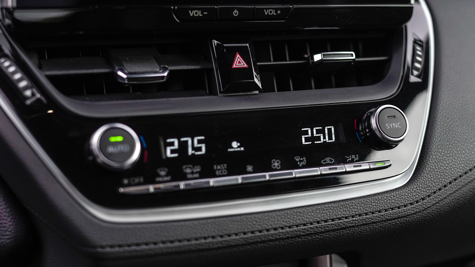 Toyota COROLLA CROSS 2024 року, Хетчбек, Тойота Центр Львів "Діамант", м.Львів | Фото № 29 Toyota COROLLA CROSS 2024 року з пробігом 20178 км, Хетчбек, Тойота Центр Львів "Діамант", м.Львів - 1586250 ГРН | Фото № 29