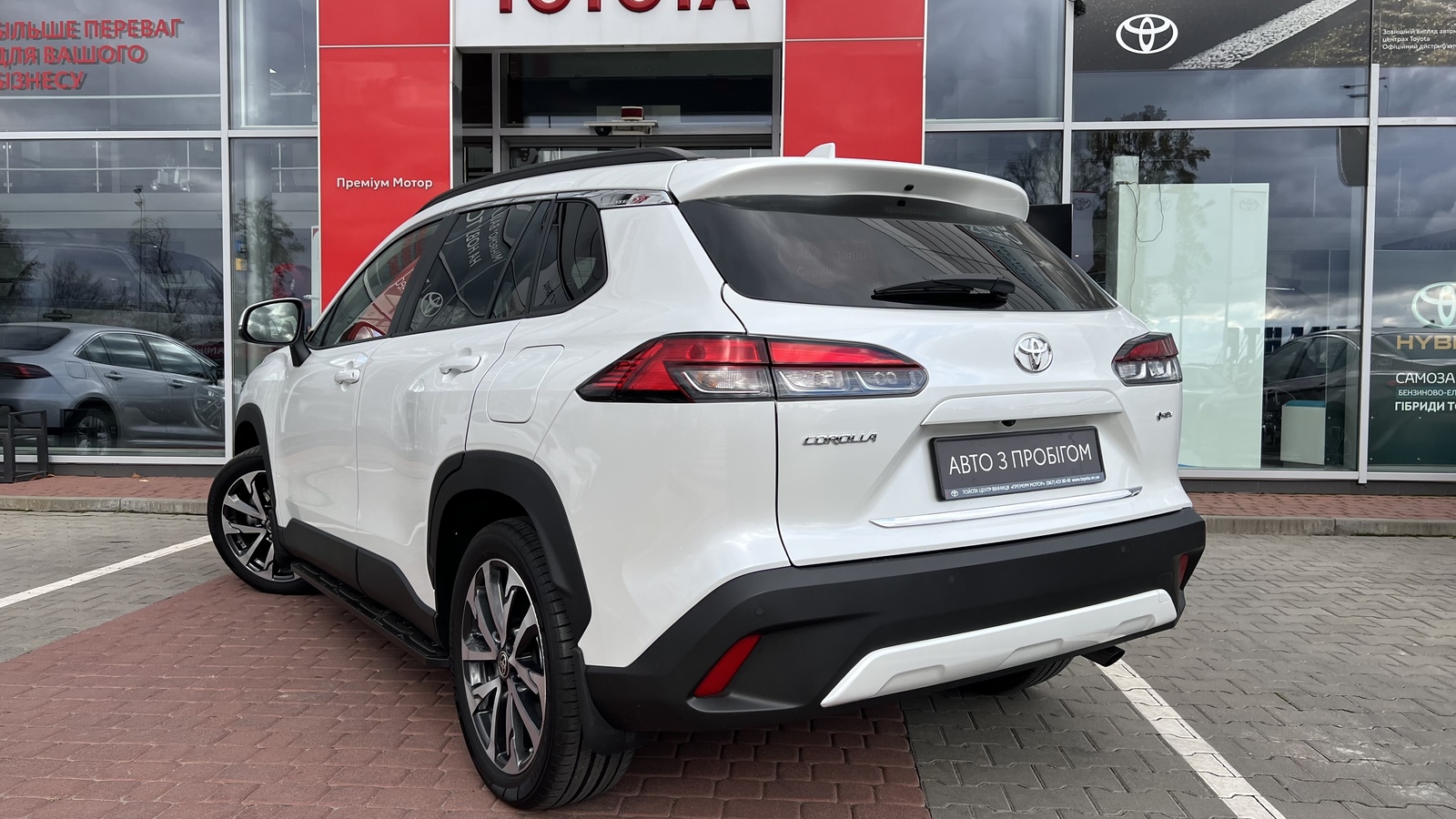Toyota COROLLA CROSS 2024 року, Універсал, Тойота Центр Вінниця "Преміум Мотор", м.Вінниця | Фото № 2 Toyota COROLLA CROSS 2024 року з пробігом 3003 км, Універсал, Тойота Центр Вінниця "Преміум Мотор", м.Вінниця - 1638000 ГРН | Фото № 2