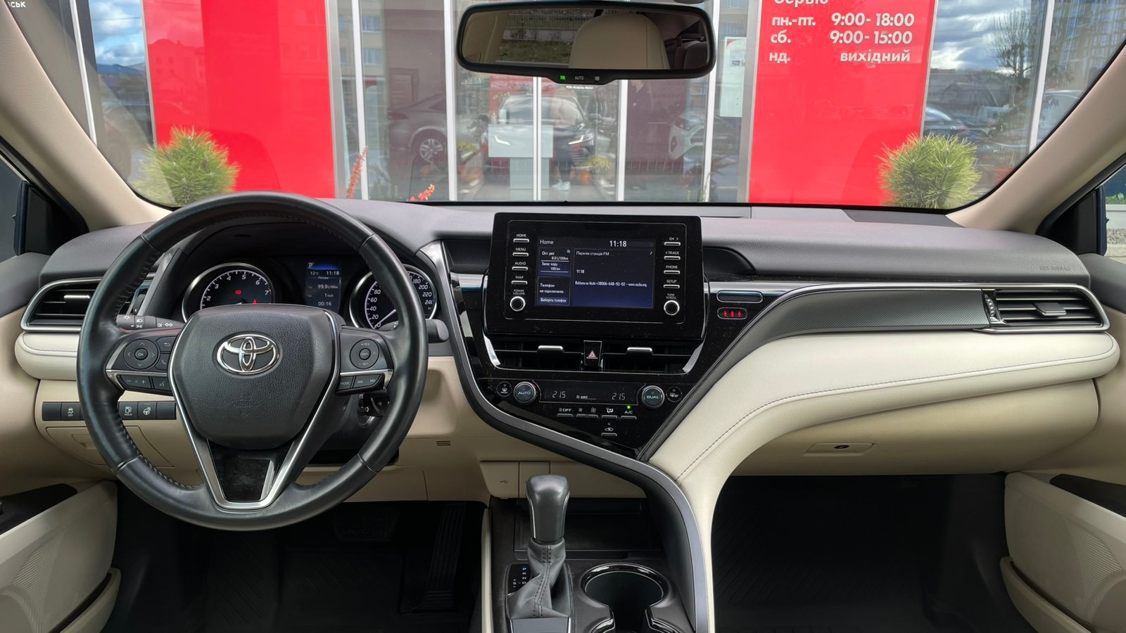 Toyota CAMRY 2021 року, Седан, Тойота Центр Івано-Франківськ "Класик-Авто", м.Івано-Франківськ | Фото № 8 Toyota CAMRY 2021 року з пробігом 38480 км, Седан, Тойота Центр Івано-Франківськ "Класик-Авто", м.Івано-Франківськ - 1242000 ГРН | Фото № 8