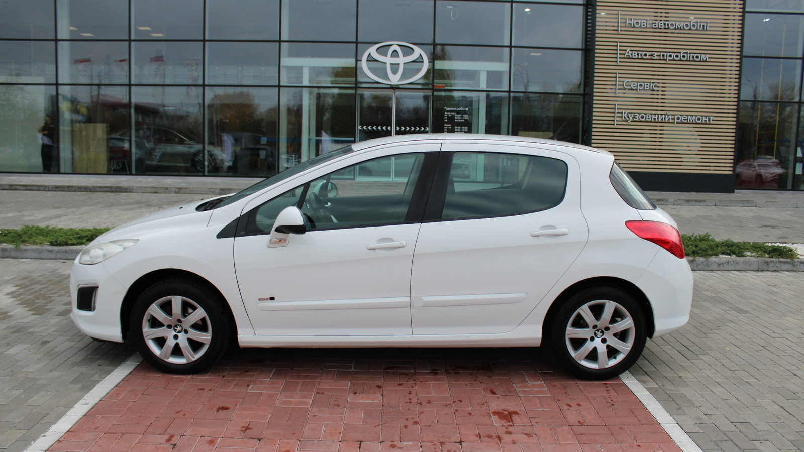 Інші авто PEUGEOT 308 2013 року, Хетчбек, Тойота Центр Черкаси "Мотор Сіті", м.Черкаси | Фото № 3 Інші авто PEUGEOT 308 2013 року з пробігом 173924 км, Хетчбек, Тойота Центр Черкаси "Мотор Сіті", м.Черкаси - 303000 ГРН | Фото № 3