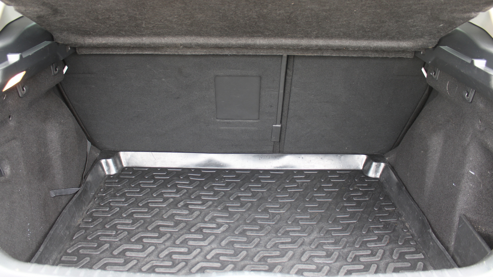 Інші авто PEUGEOT 308 2013 року, Хетчбек, Тойота Центр Черкаси "Мотор Сіті", м.Черкаси | Фото № 10 Інші авто PEUGEOT 308 2013 року з пробігом 173924 км, Хетчбек, Тойота Центр Черкаси "Мотор Сіті", м.Черкаси - 303000 ГРН | Фото № 10