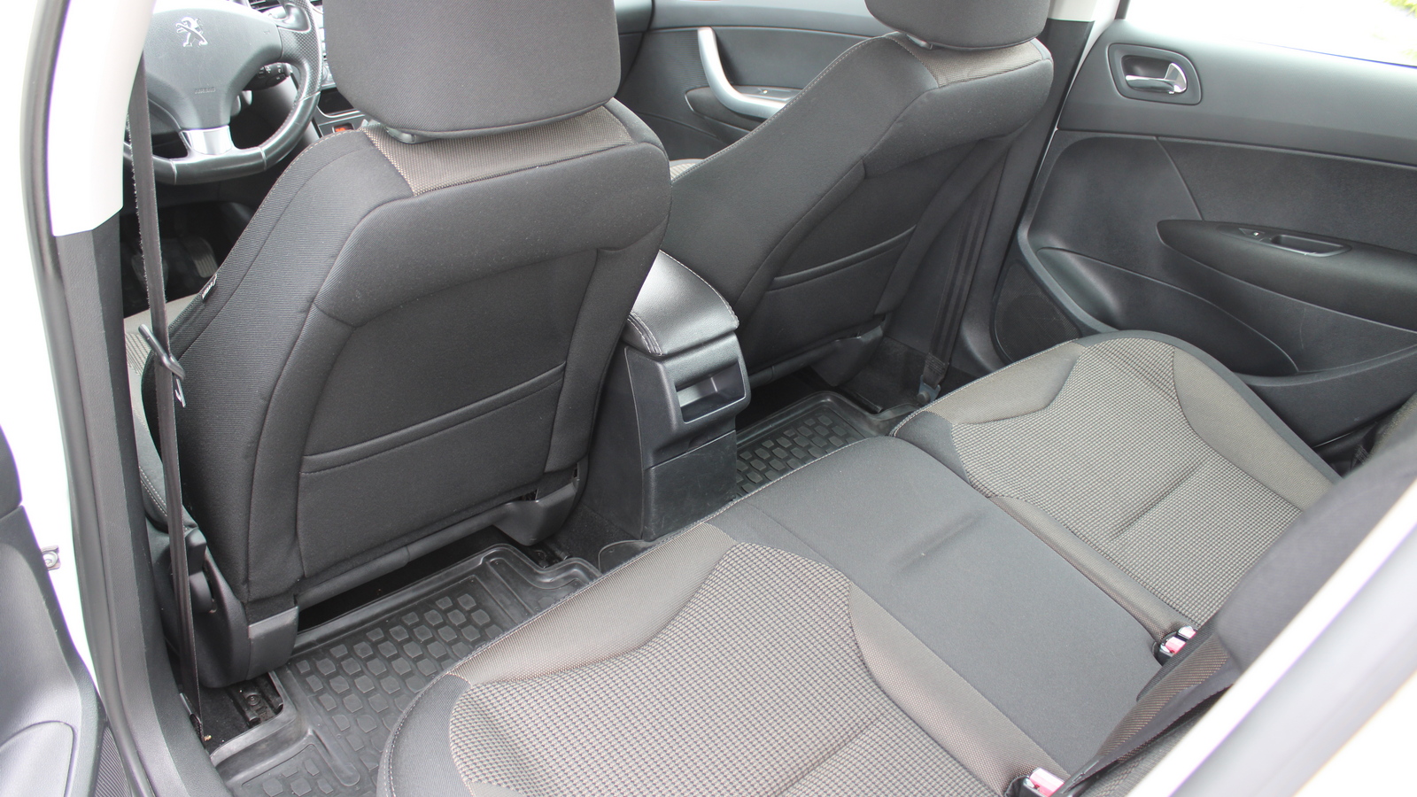 Інші авто PEUGEOT 308 2013 року, Хетчбек, Тойота Центр Черкаси "Мотор Сіті", м.Черкаси | Фото № 11 Інші авто PEUGEOT 308 2013 року з пробігом 173924 км, Хетчбек, Тойота Центр Черкаси "Мотор Сіті", м.Черкаси - 303000 ГРН | Фото № 11