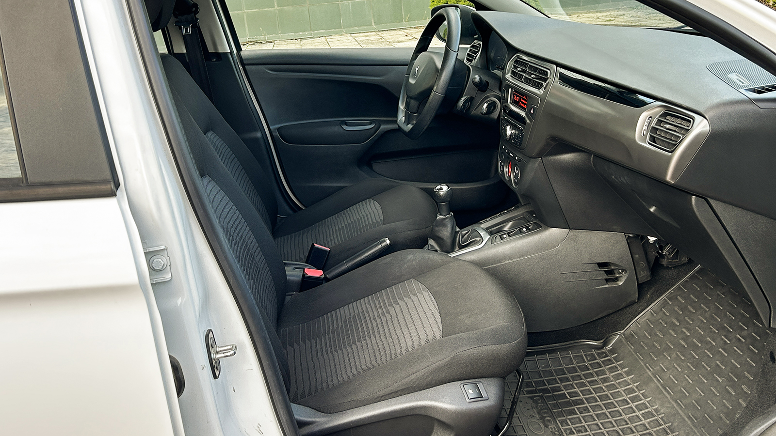 Інші авто PEUGEOT 301 2021 року, Седан, Тойота Центр Чернівці "Олімп-Моторс", м.Чернівці | Фото № 6 Інші авто PEUGEOT 301 2021 року з пробігом 77523 км, Седан, Тойота Центр Чернівці "Олімп-Моторс", м.Чернівці - 360000 ГРН | Фото № 6