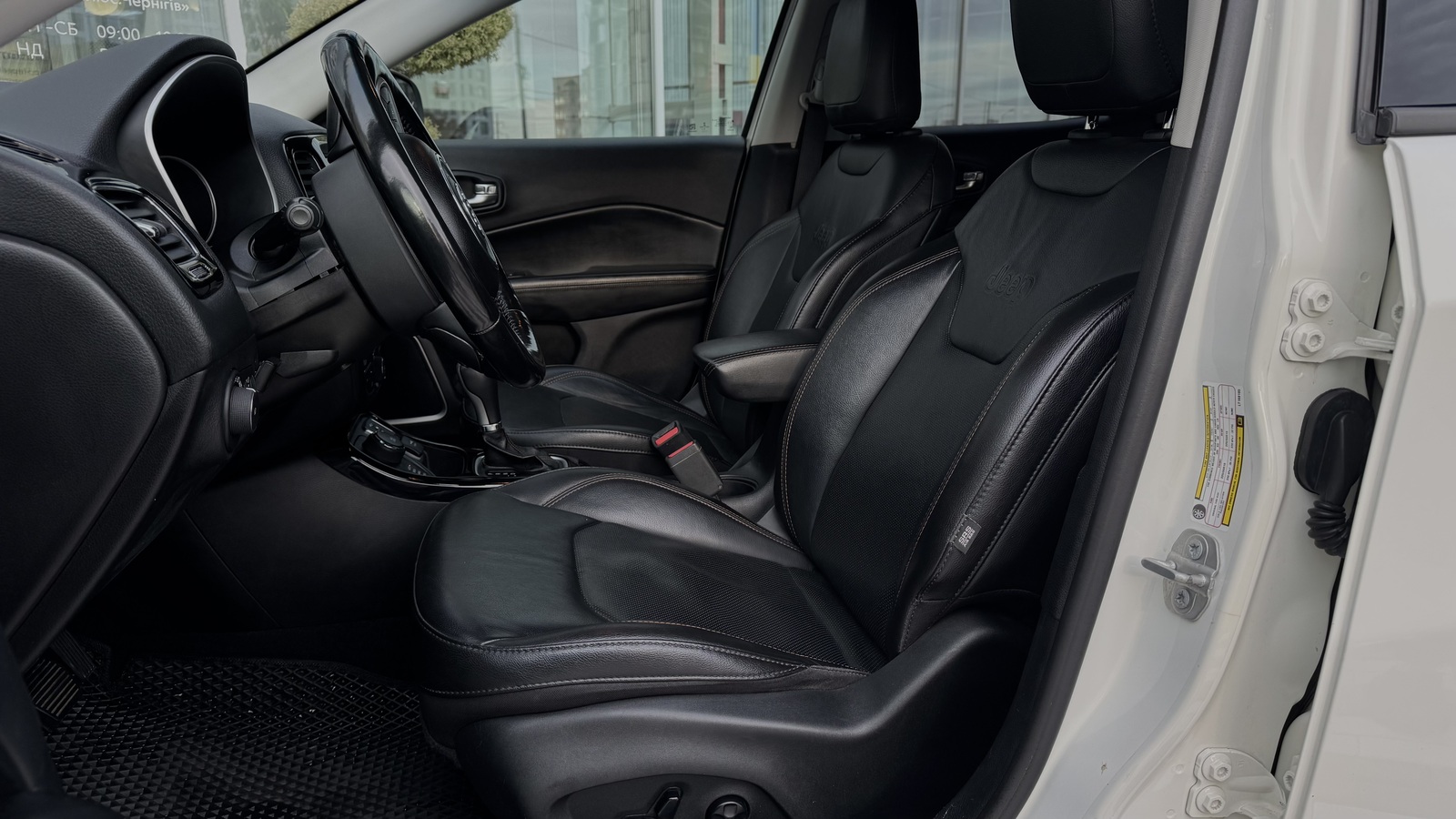 Інші авто JEEP COMPASS 2019 року, Універсал, Тойота Центр Чернігів "Соллі-Плюс", м.Чернігів | Фото № 12 Інші авто JEEP COMPASS 2019 року з пробігом 107760 км, Універсал, Тойота Центр Чернігів "Соллі-Плюс", м.Чернігів - 745000 ГРН | Фото № 12