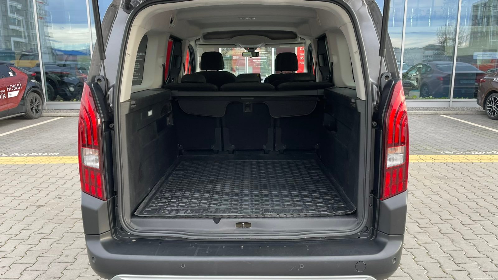 Інші авто PEUGEOT Rifter 2023 року з пробігом 46913 км, Універсал, Тойота Центр Івано-Франківськ "Класик-Авто", м.Івано-Франківськ - 1033900 ГРН | Фото № 10