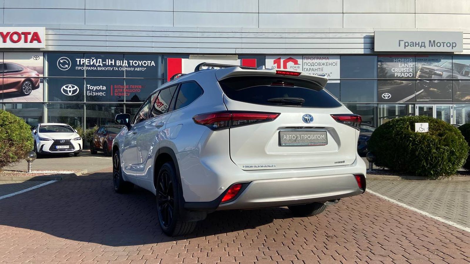 Toyota HIGHLANDER 2023 року, Універсал, Тойота Центр Хмельницький "Гранд Мотор", м.Хмельницький | Фото № 2 Toyota HIGHLANDER 2023 року з пробігом 75215 км, Універсал, Тойота Центр Хмельницький "Гранд Мотор", м.Хмельницький - 2513400 ГРН | Фото № 2