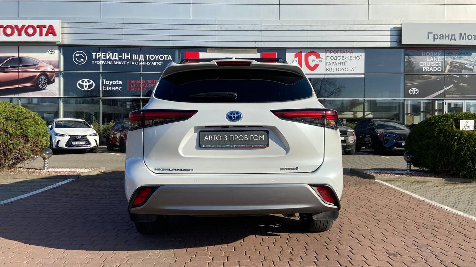 Toyota HIGHLANDER 2023 року, Універсал, Тойота Центр Хмельницький "Гранд Мотор", м.Хмельницький | Фото № 4 Toyota HIGHLANDER 2023 року з пробігом 75215 км, Універсал, Тойота Центр Хмельницький "Гранд Мотор", м.Хмельницький - 2513400 ГРН | Фото № 4