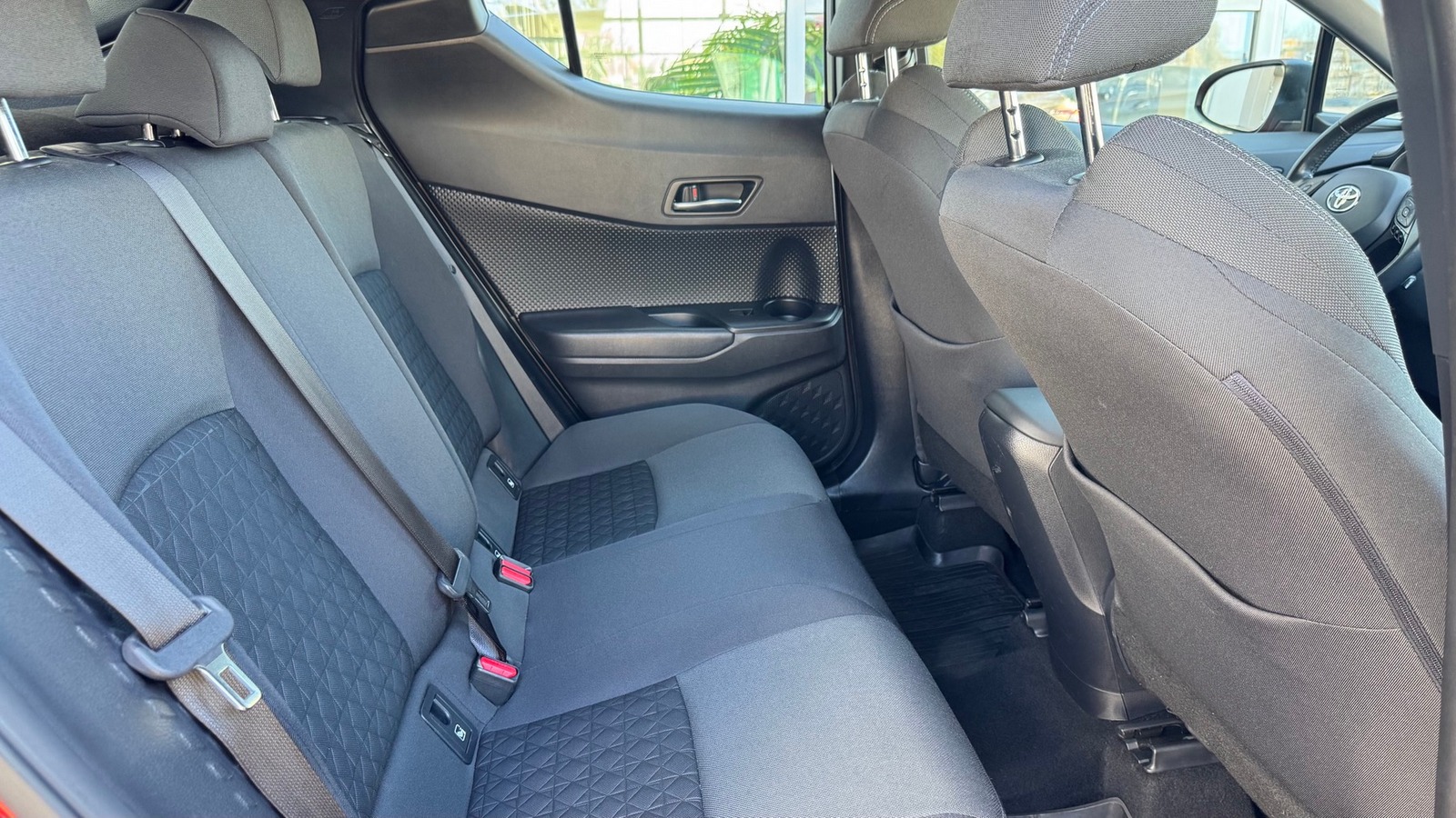 Toyota C-HR 2021 року з пробігом 69138 км, Хетчбек, Тойота Центр Івано-Франківськ "Класик-Авто", м.Івано-Франківськ - 1155000 ГРН | Фото № 7