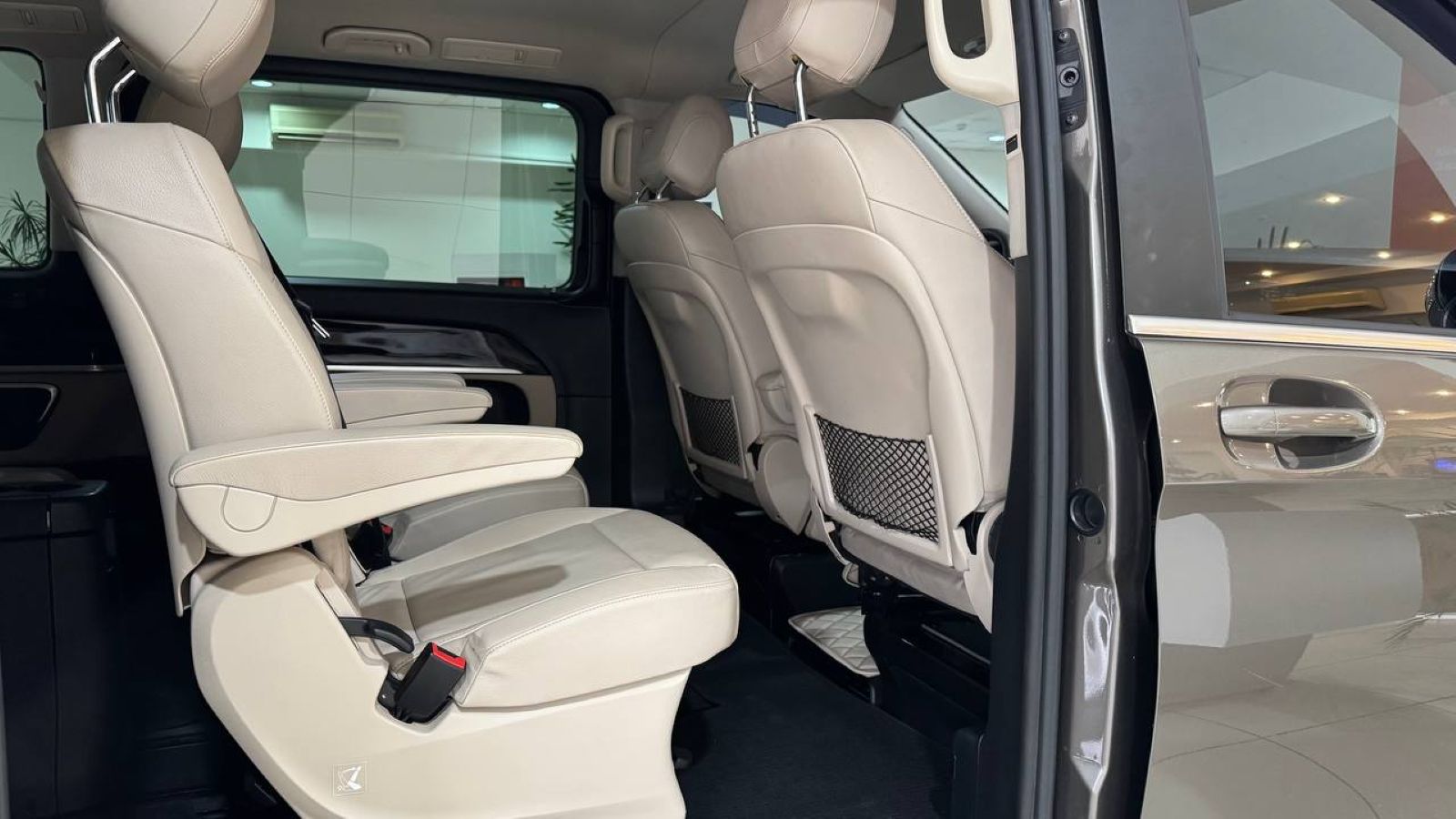 Інші авто MERCEDES-BENZ V-CLASS 2015 року з пробігом 252538 км, Мінівен, Тойота Центр Ужгород "Карат Мотор", м.Ужгород - 1806000 ГРН | Фото № 7