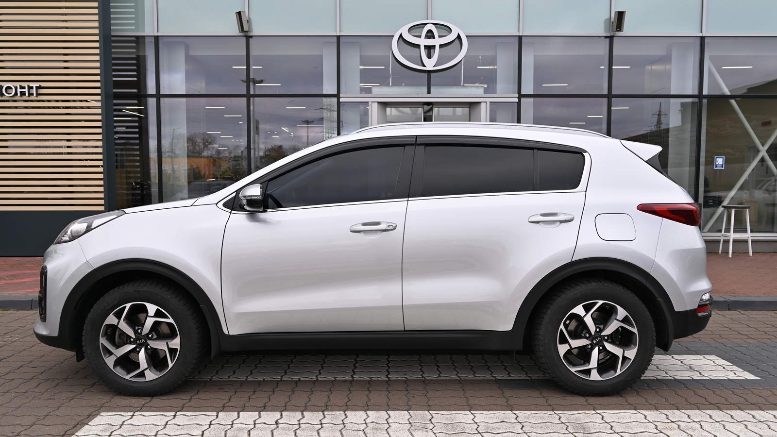 Інші авто KIA SPORTAGE 2018 року з пробігом 127541 км, Універсал, Тойота Центр Київ "Сіті Плаза", м.Київ - 521250 ГРН | Фото № 3