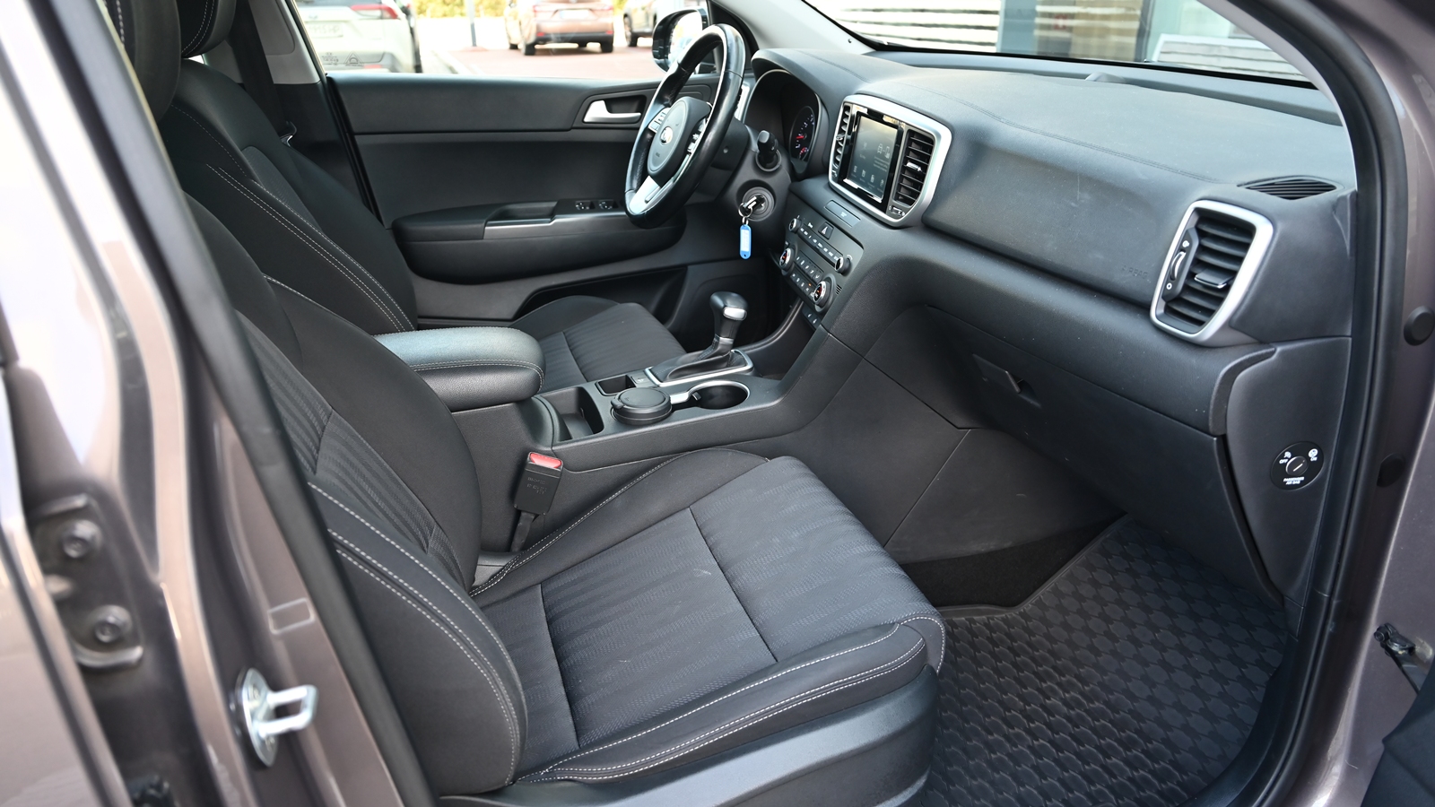 Інші авто KIA SPORTAGE 2018 року з пробігом 91711 км, Універсал, Тойота Центр Київ "Сіті Плаза", м.Київ - 688050 ГРН | Фото № 6