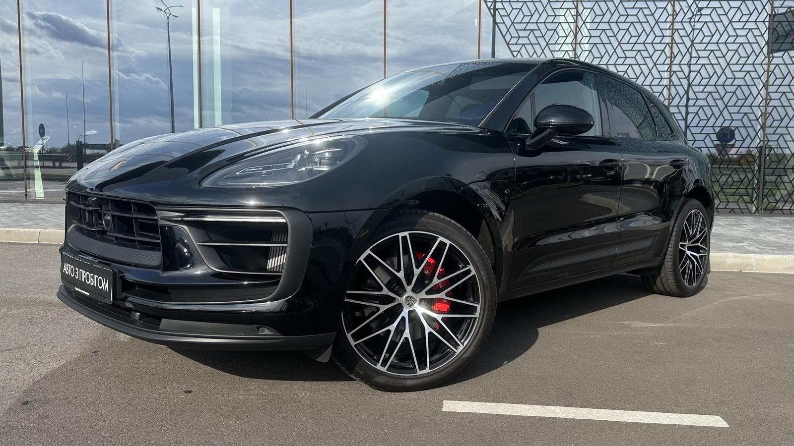 Інші авто PORSCHE Macan 2024 року з пробігом 25000 км, Універсал, Лексус Київ Аеропорт, м.Київ - 3892000 ГРН | Фото № 1
